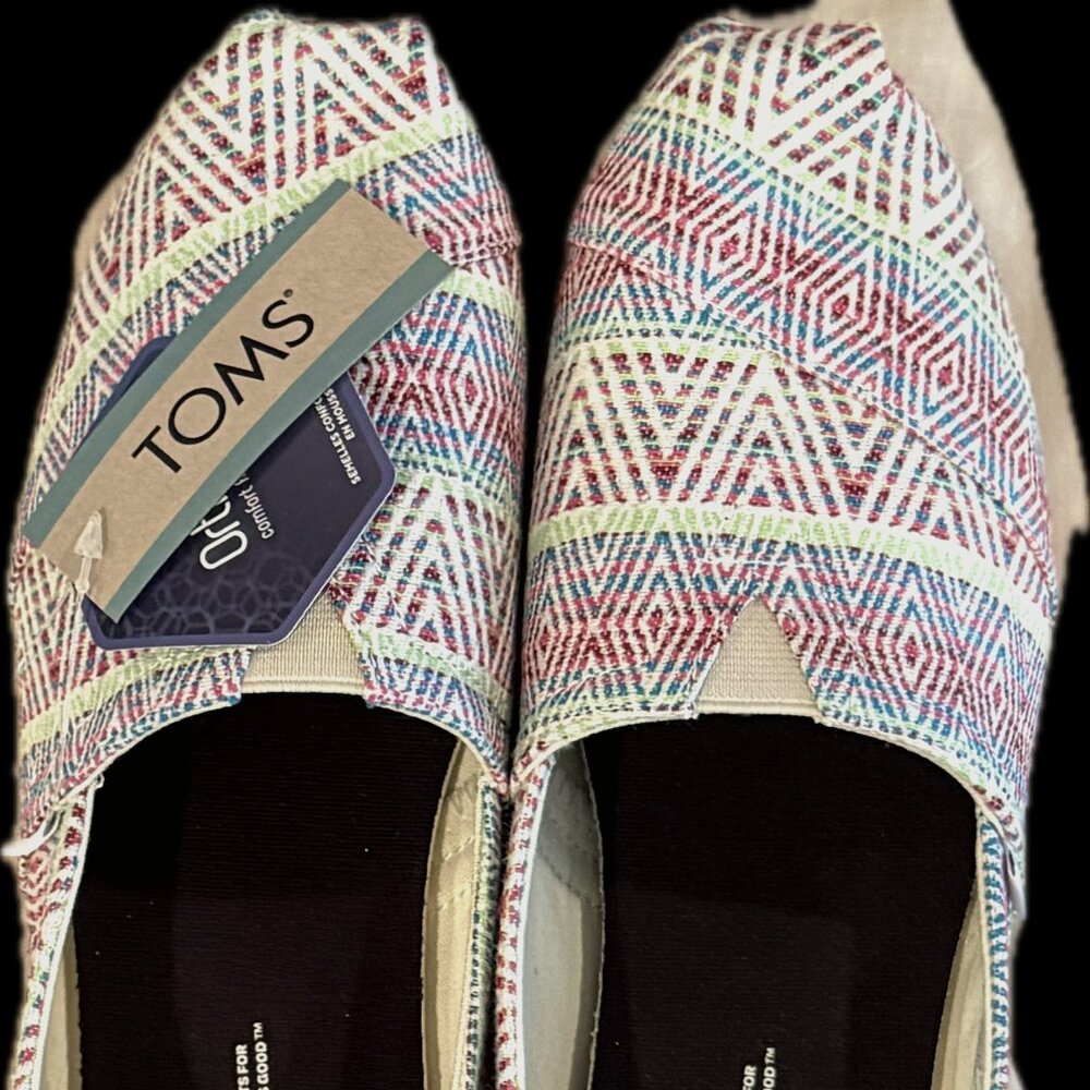 TOMS Alpargata's multi colored NWT Women's size 8.5.